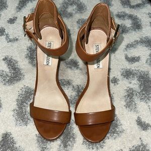 Brown Steve Madden heels